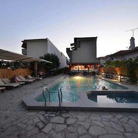 מטהמורפוסי Anna Christina Apartments מראה חיצוני תמונה