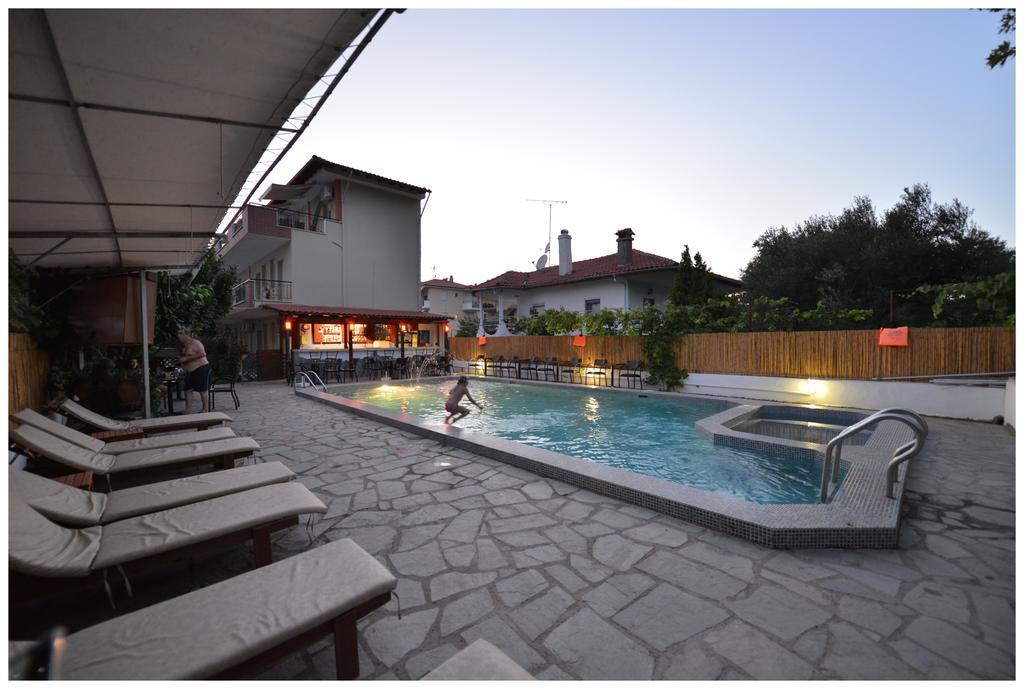 מטהמורפוסי Anna Christina Apartments מראה חיצוני תמונה