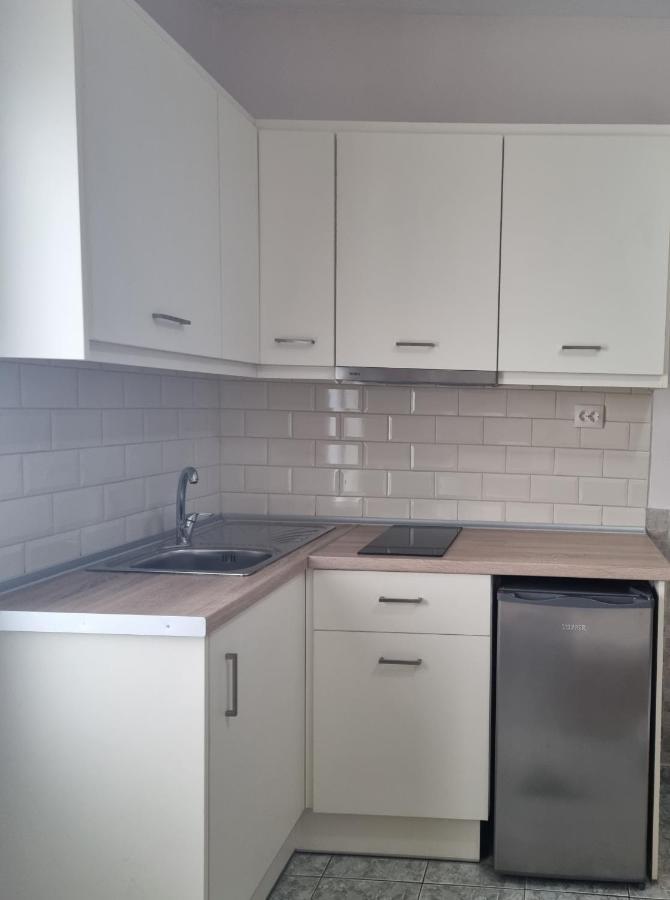 מטהמורפוסי Anna Christina Apartments מראה חיצוני תמונה