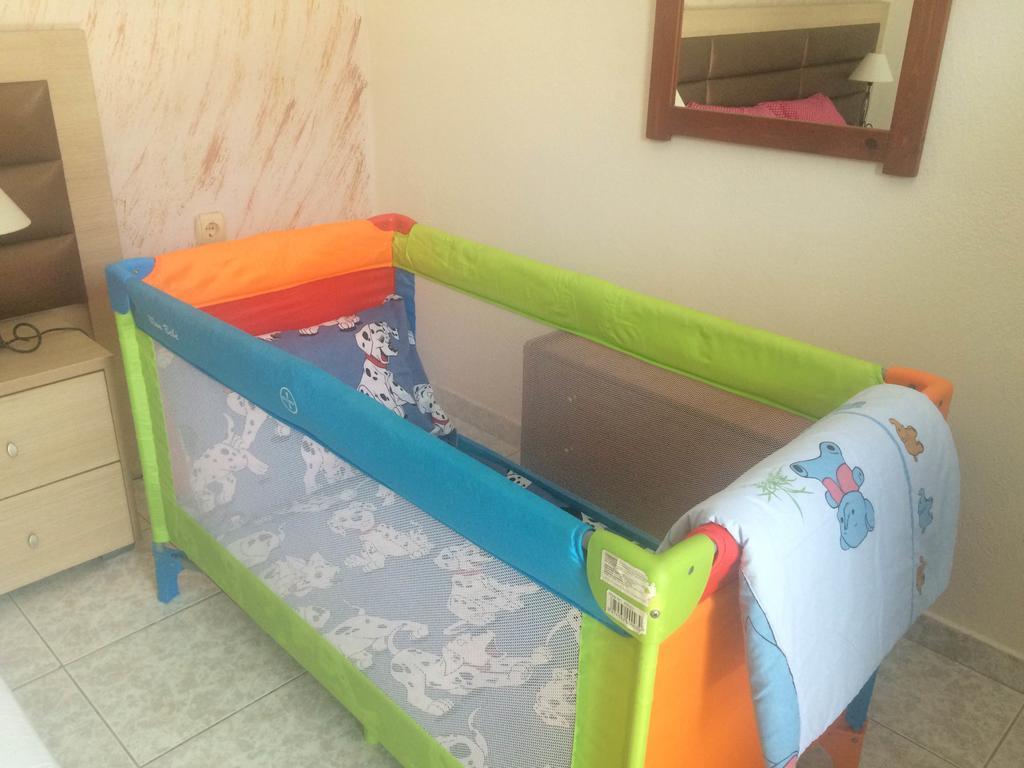 מטהמורפוסי Anna Christina Apartments מראה חיצוני תמונה